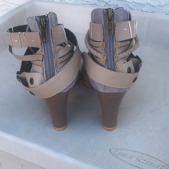 Women’s Booties - Picture 2 of 3